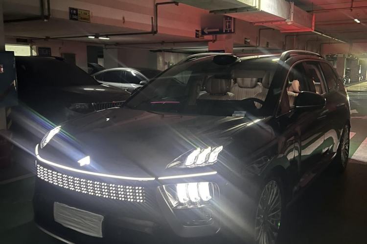 Used Hyptec HL 2025 700 Ultra Six-Seater All-Wheel-Drive LiDAR Version
