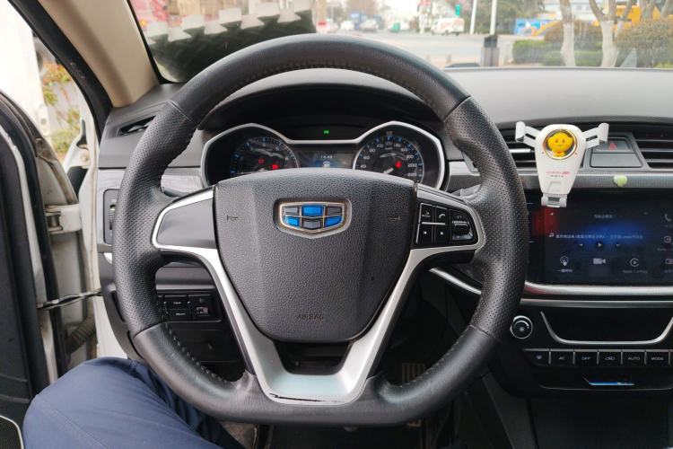 Used Geely Auto Emgrand 2016 Sedan 1.5L Manual Upward Edition Steering Wheel