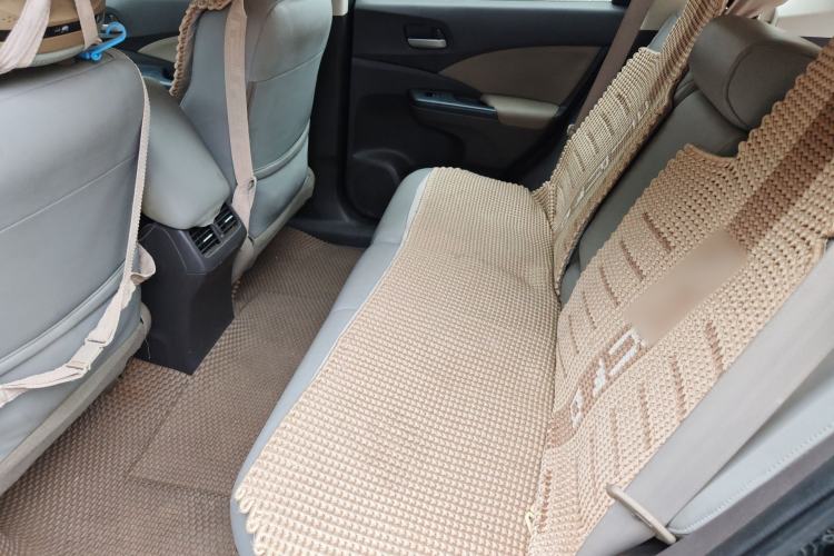 Used Honda CR-V 2012 2.0L two-wheel drive urban version Left Rear Seat