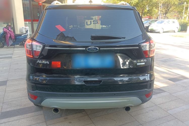 Used Ford Kuga 2018 Facelifted EcoBoost 180 Two-Wheel-Drive Platinum Wing Edition
