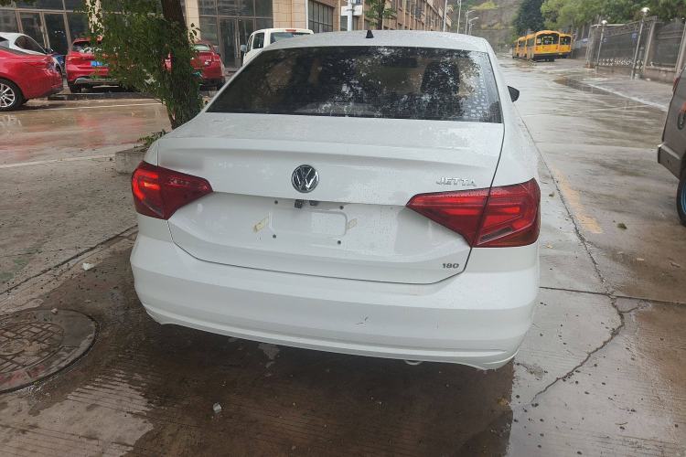 Used Volkswagen Jetta 2017 1.5L Automatic Fashion Model