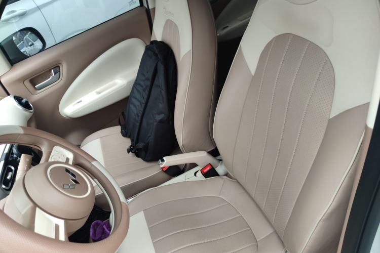 Used Wuling Hongguang MINIEV 2025 Four-Door Version Advanced Edition Left Front Seat