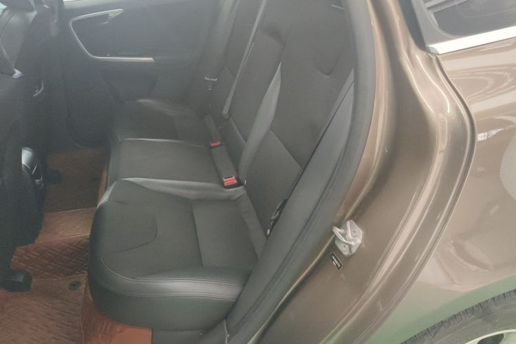 Used Volvo XC60 2015 T5 Smart Edition
