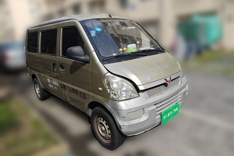 Used Wuling Rongguang 2014 1.2L S Base Model Front Right 45 Deg