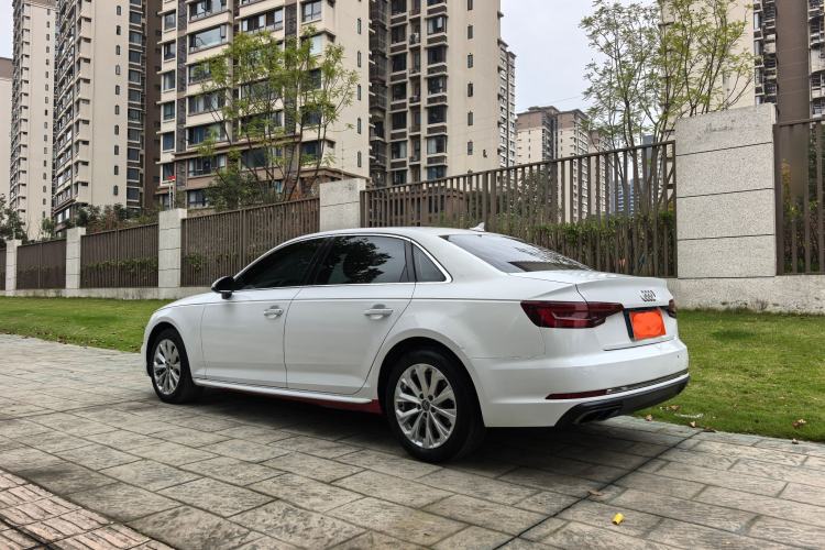 Used Audi A4L 2019 40 TFSI Ambition China VI