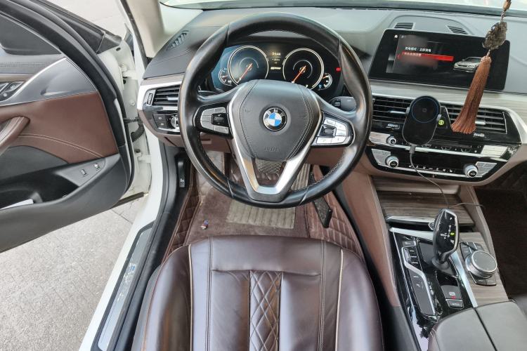 Used BMW 5 Series New Energy 2018 530Le Luxury Package Steering Wheel