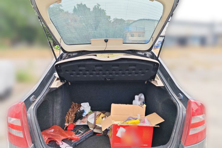 Used Skoda Octavia 2007 1.8T Automatic Elegance Edition Trunk