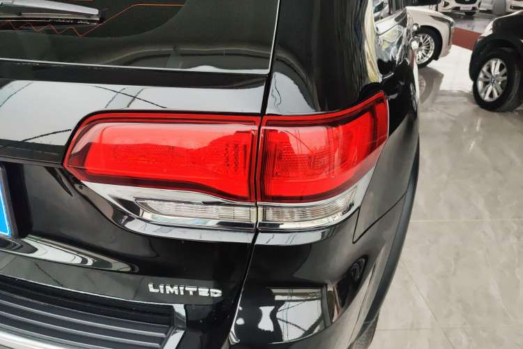 Used Jeep Grand Cherokee 2020 3.0L Elite Navigation Edition