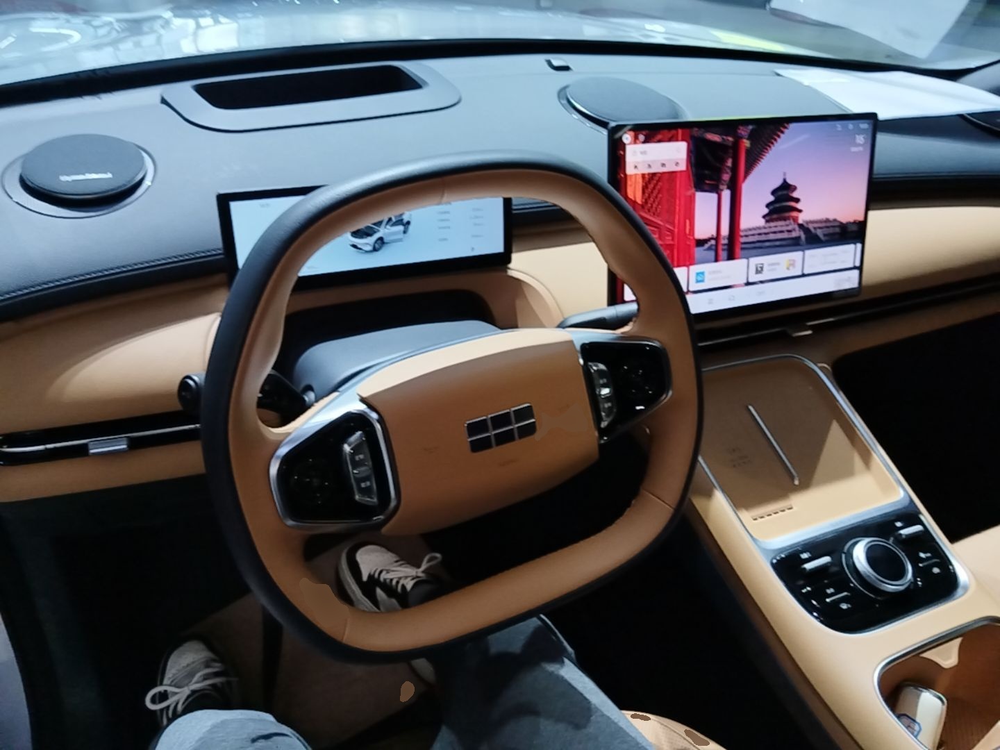 Geely Galaxy Xingjian 7 EM-i 2025 120km Navigator Edition — снимка 17
