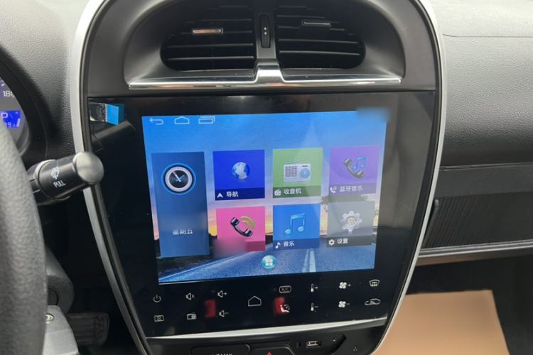 Used Geely Auto Panda Classic 2015 1.5L Automatic Cool & Fun Edition
