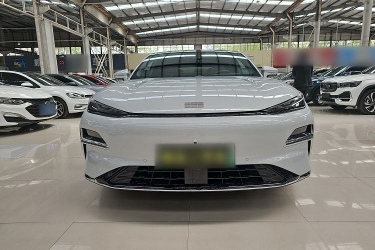 Used Geely Galaxy 8 2025 130km EM-i Flagship Edition Front