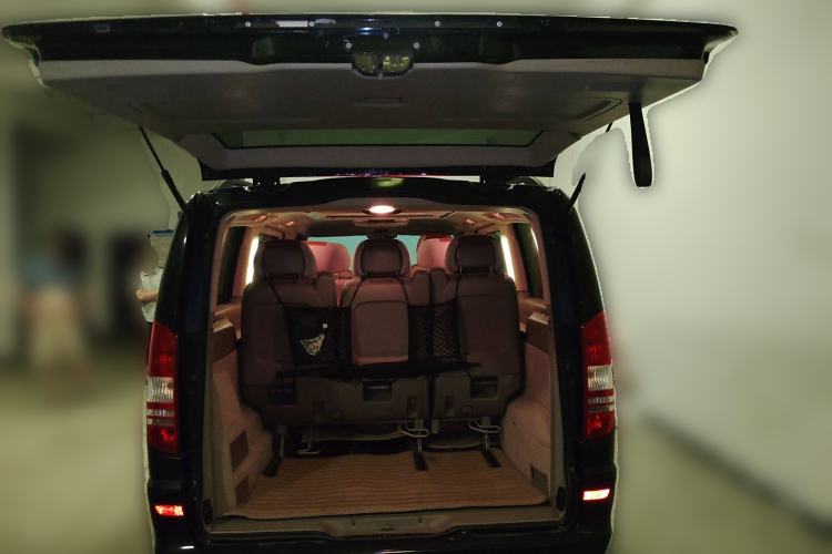 Used Mercedes-Benz Viano 2013 3.0L Navigator Edition
