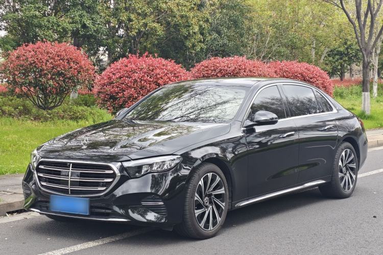 Used Mercedes-Benz E-Class 2025 E 300 L Luxury Model Exterior 1