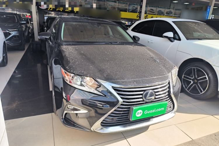 Used Lexus ES 2015 300h Comfort Edition