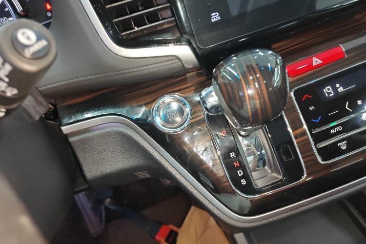 Used Honda Odyssey 2018 2.4L Supreme Edition
