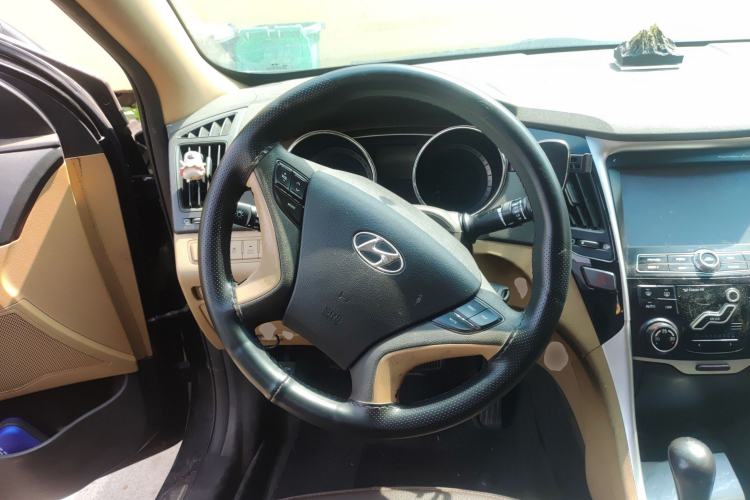 Used Hyundai Sonata 2011 2.0L Automatic Leading Edition
