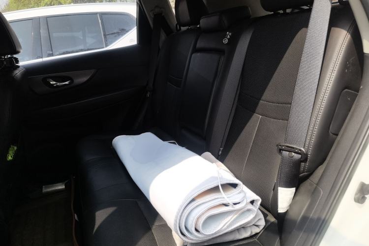 Used Nissan X-Trail 2014 2.0L CVT Comfort Edition 2WD
