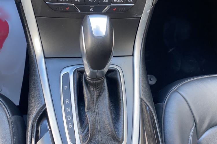 Used Ford Edge 2016 EcoBoost 245 Two-Wheel-Drive Titanium 7-Seater