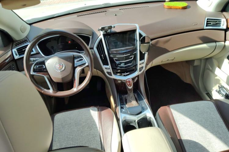 Used Cadillac SRX 2013 3.0L Leading Model