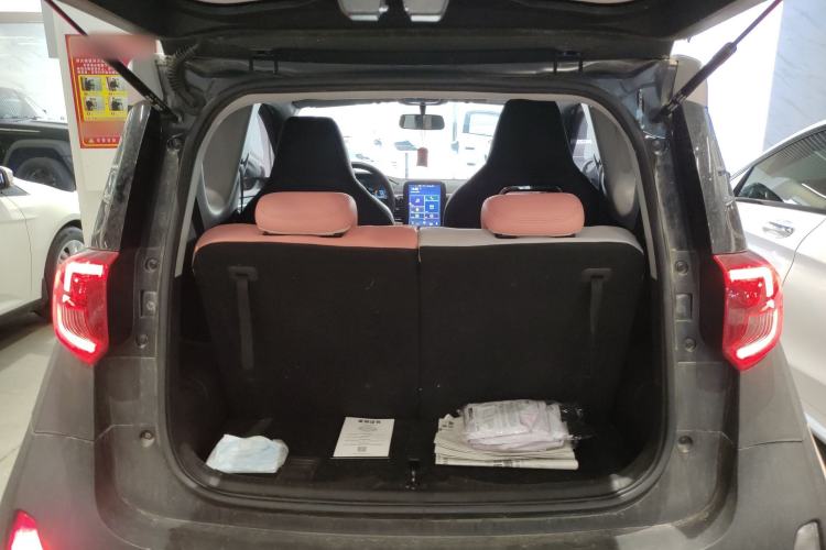 Used Chery QQ Little Ant 2022 Sweet Pink Edition Half-Sugar Version Lithium Iron Phosphate 29.2 kWh 30 kW 301 km Trunk