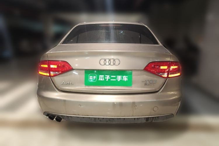 Used Audi A4L 2012 2.0 TFSI automatic Comfort trim level