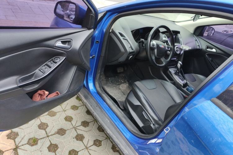 Used Ford Focus 2012 Hatchback 1.6L Automatic Fashion Edition