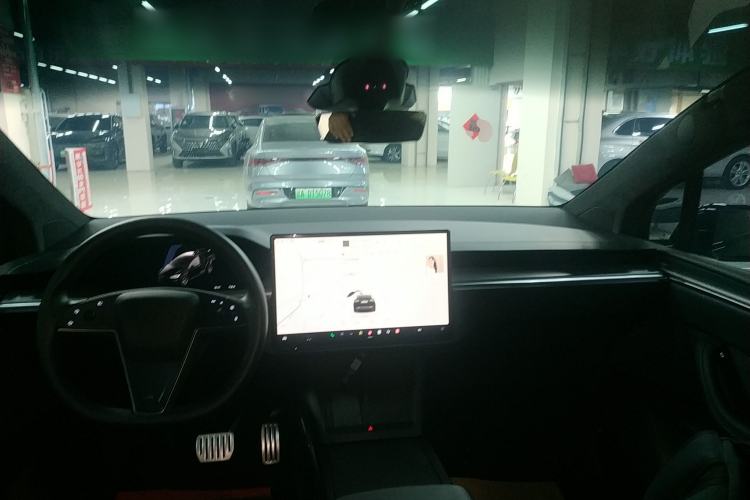 Used Tesla Model X 2023 Three-Motor All-Wheel-Drive Plaid Version Center Console