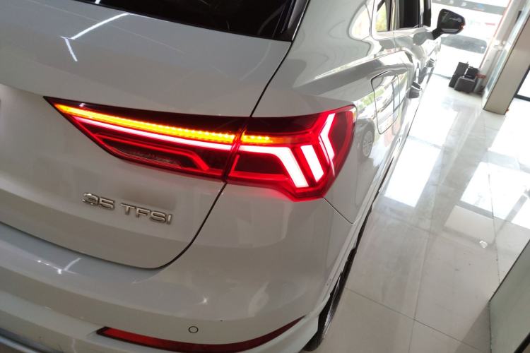 Used Audi Q3 2021 35 TFSI Fashion Dynamic Model