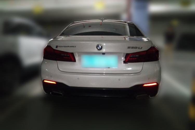 Used BMW 5 Series 2018 Restyled 530Li Luxury Edition M Sport Package
