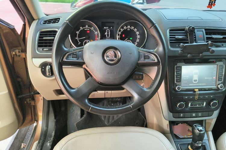 Used Skoda Yeti 2014 1.8TSI DSG Polar Edition
