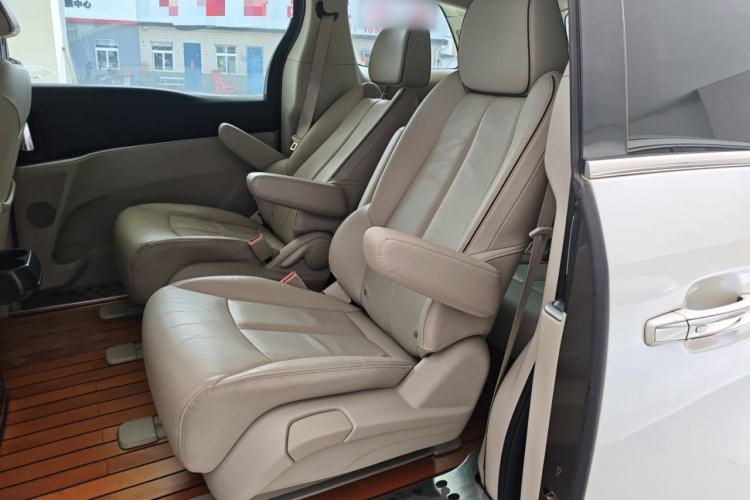 Used Buick GL8 2021 Land Cruiser Executive 652T Premium Model
