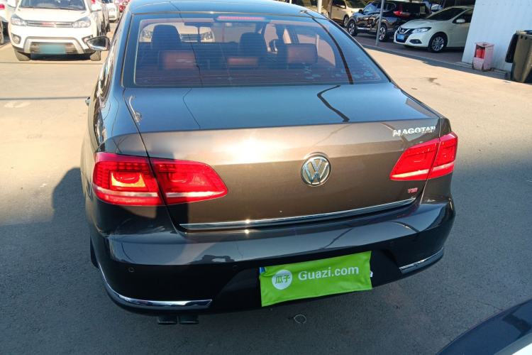 Used Volkswagen Magotan 2015 2.0 TSI Prestige Model