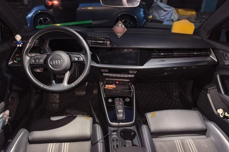 Used Audi A3 2022 A3L Limousine 35 TFSI Fashion Sport Model Center Console