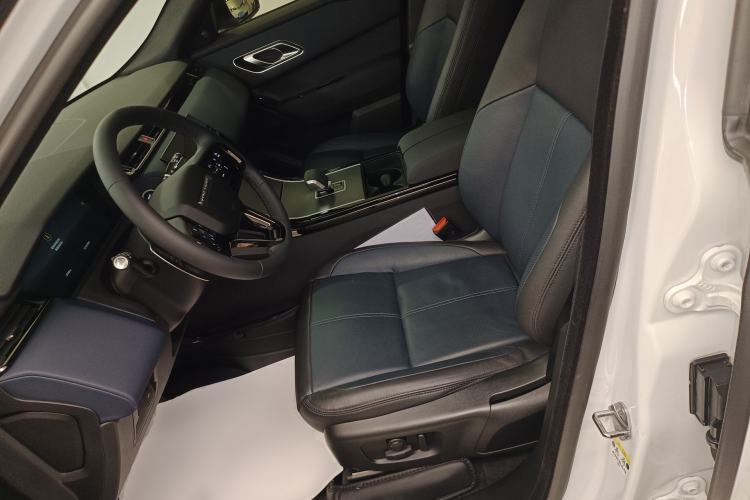 Used Land Rover Range Velar 2024 Dynamic SE
