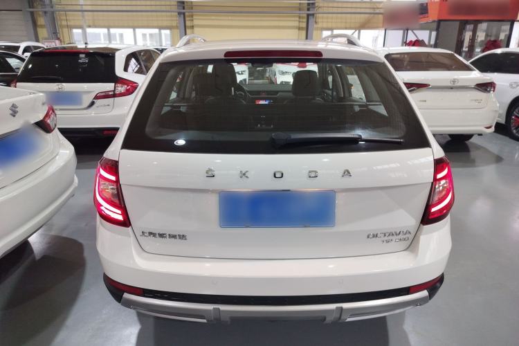 Used Skoda Octavia 2019 TSI280 DSG Luxury Edition Station Wagon China VI Standard
