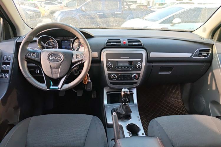 Used JAC Group T6 2022 2.0T Diesel Two-Wheel Drive Engineering Version with Long Wheelbase