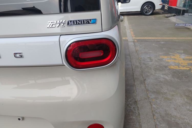 Used Wuling Hongguang MINIEV 2024 3rd Generation 215km Youth Edition
