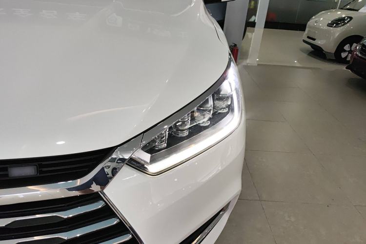 Used BYD Song 2021 Classic Edition 1.5T Automatic Elite Model
