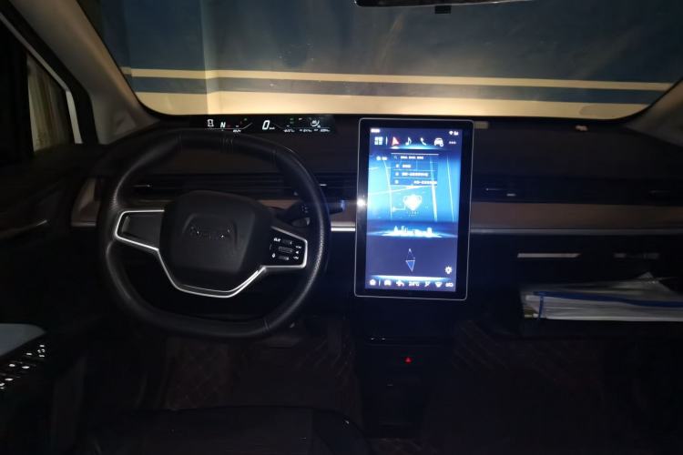 Used NETA V 2021 Standard Range Entertainment Edition