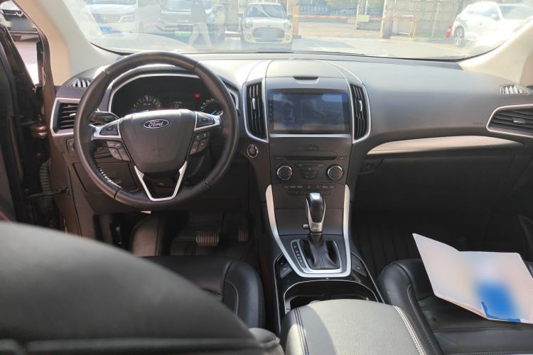 Used Ford Edge 2018 EcoBoost 245 Two-Wheel-Drive Platinum Edition 5 Seats