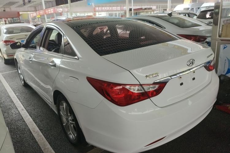 Used Hyundai Sonata 2011 2.0L Automatic Luxury Edition Rear Left 45 Deg