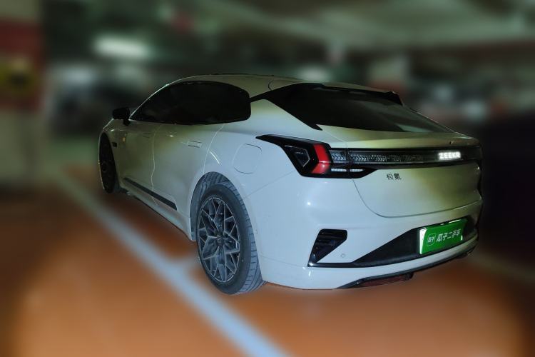 Used Zeekr 001 2026 95° All-Wheel-Drive Max Edition
