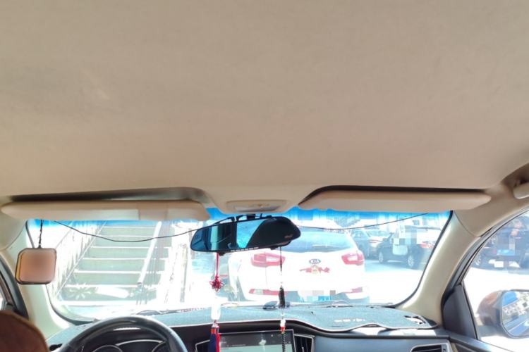 Used Baojun 730 2016 1.5L Manual Standard Version 7 Seats Headliner