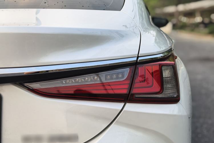 Used Lexus ES 2020 260 Excellence Edition