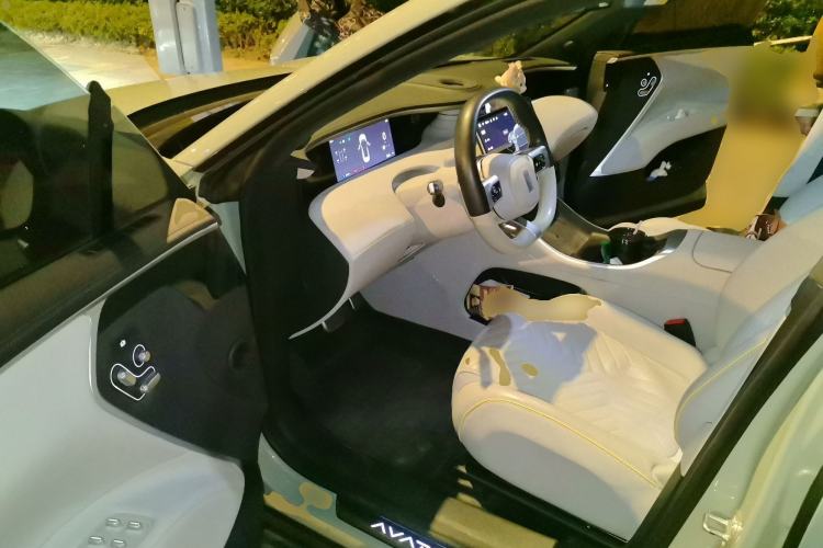 Used Avatr 11 2023 Long-Range Single-Motor Version 5 Seats
