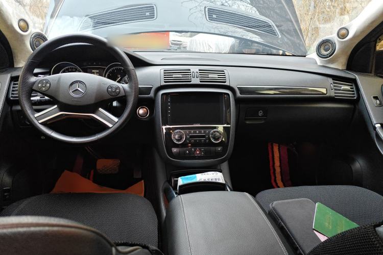 Used Mercedes-Benz R-Class 2015 R 400 4MATIC Luxury Model