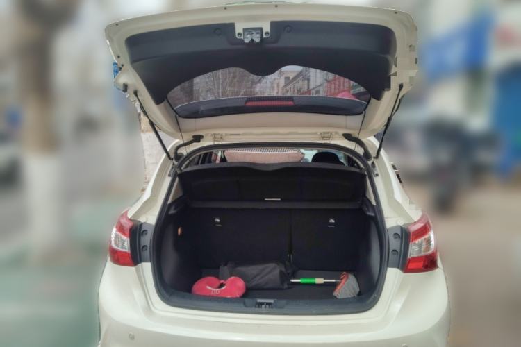 Used Nissan Tiida 2021 1.6L CVT Cool Edition