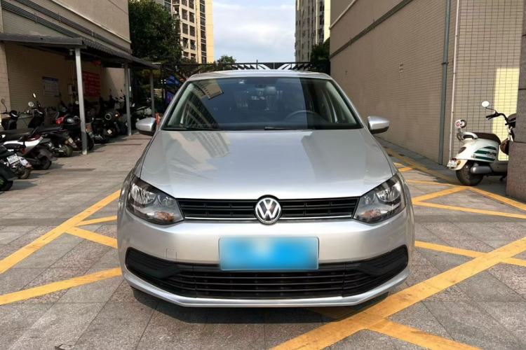 Used Volkswagen Polo 2014 1.4L Manual Fashion Edition Exterior 4