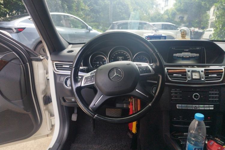 Used Mercedes-Benz E-Class 2015 E 260 L
