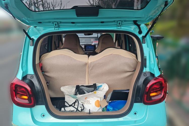 Used Wuling Hongguang MINIEV 2025 Four-Door Version Premium Edition Trunk